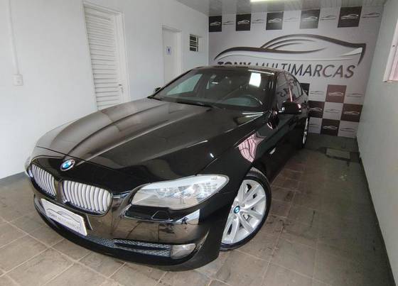 BMW 550i 4.4 SEDAN V8 32V GASOLINA 4P AUTOMÁTICO